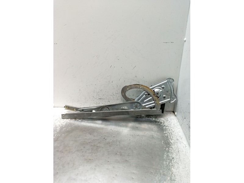 Recambio de elevalunas delantero derecho para renault scénic iii (jz0/1_) 1.5 dci referencia OEM IAM 807302741R 5P 2009