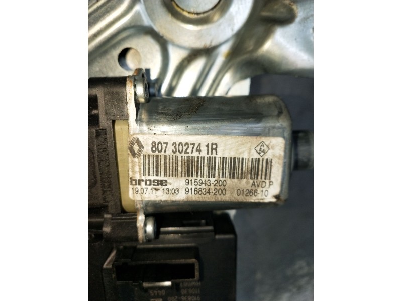 Recambio de elevalunas delantero derecho para renault scénic iii (jz0/1_) 1.5 dci referencia OEM IAM 807302741R 5P 2009