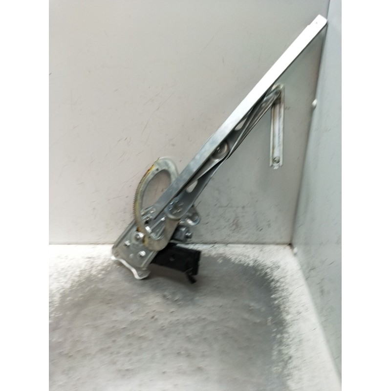 Recambio de elevalunas delantero izquierdo para renault scénic iii (jz0/1_) 1.5 dci referencia OEM IAM  5P 2009
