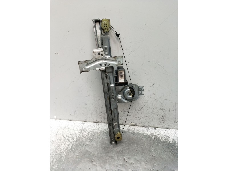 Recambio de elevalunas delantero izquierdo para peugeot 207/207+ (wa_, wc_) 1.4 hdi referencia OEM IAM 402315B 5P 2009