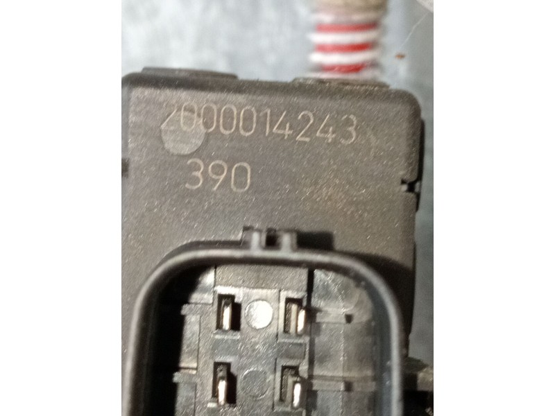 Recambio de elevalunas delantero derecho para ford mondeo iii sedán (b4y) 2.0 tdci referencia OEM IAM 2000014243 4P 2001