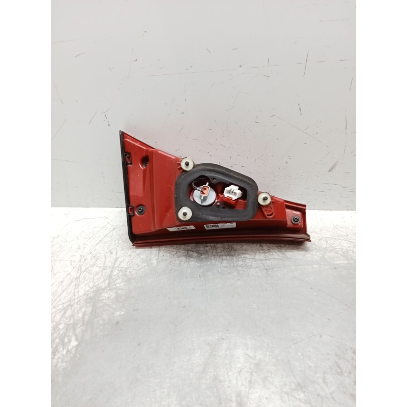 Recambio de piloto trasero derecho interior para hyundai i20 iii (bc3, bi3) 1.0 t-gdi referencia OEM IAM 92404Q0000  