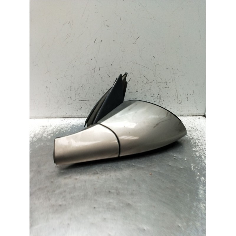 Recambio de retrovisor izquierdo para opel vectra b hatchback (j96) 1.7 td (f68) referencia OEM IAM  MANUAL 1995