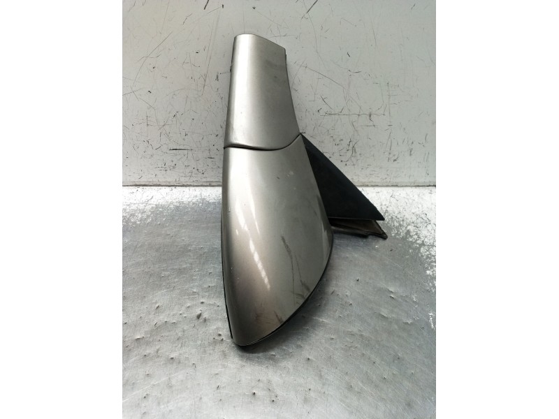 Recambio de retrovisor izquierdo para opel vectra b hatchback (j96) 1.7 td (f68) referencia OEM IAM  MANUAL 1995
