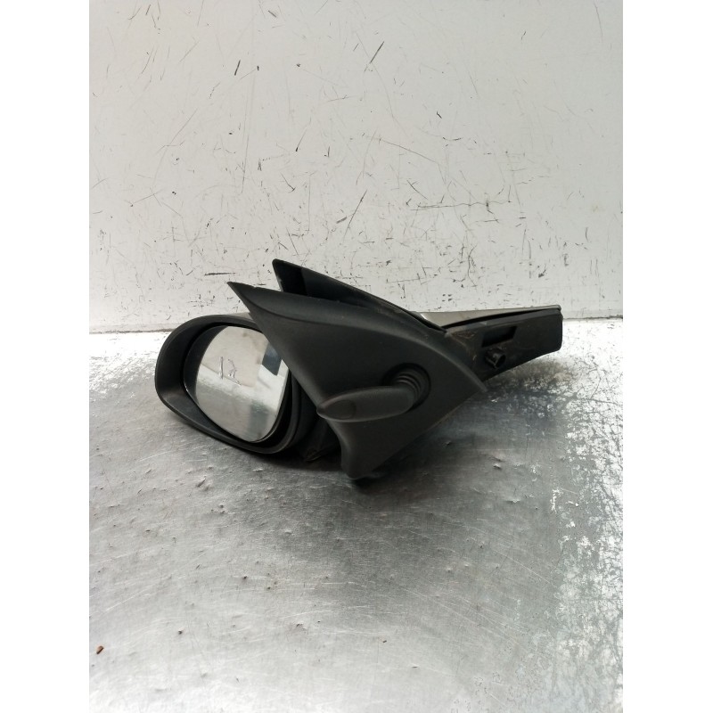 Recambio de retrovisor izquierdo para opel vectra b hatchback (j96) 1.7 td (f68) referencia OEM IAM  MANUAL 1995