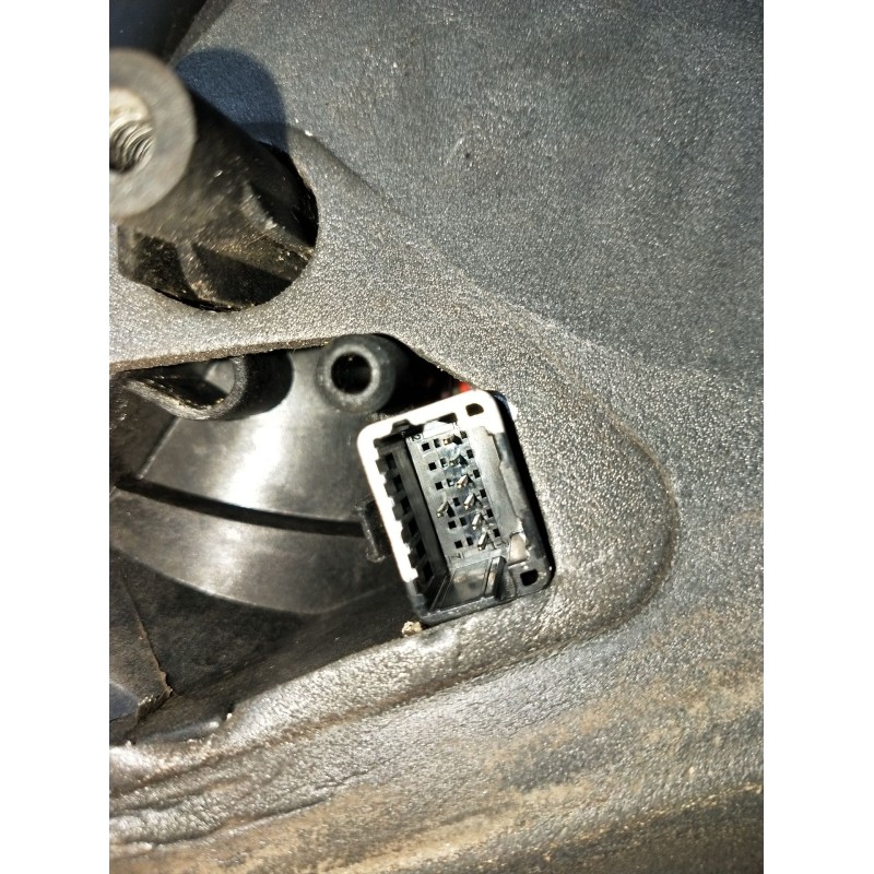 Recambio de retrovisor derecho para renault clio iii (br0/1, cr0/1) 1.2 16v (br02, br0j, br11, cr02, cr0j, cr11) referencia OEM 
