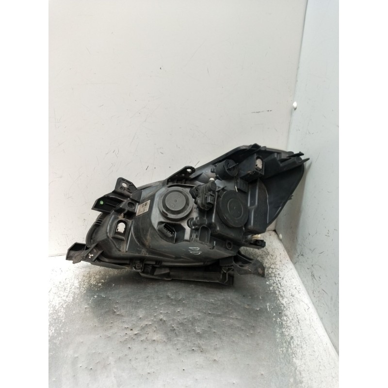 Recambio de faro derecho para renault clio iii (br0/1, cr0/1) 1.2 16v (br02, br0j, br11, cr02, cr0j, cr11) referencia OEM IAM 89