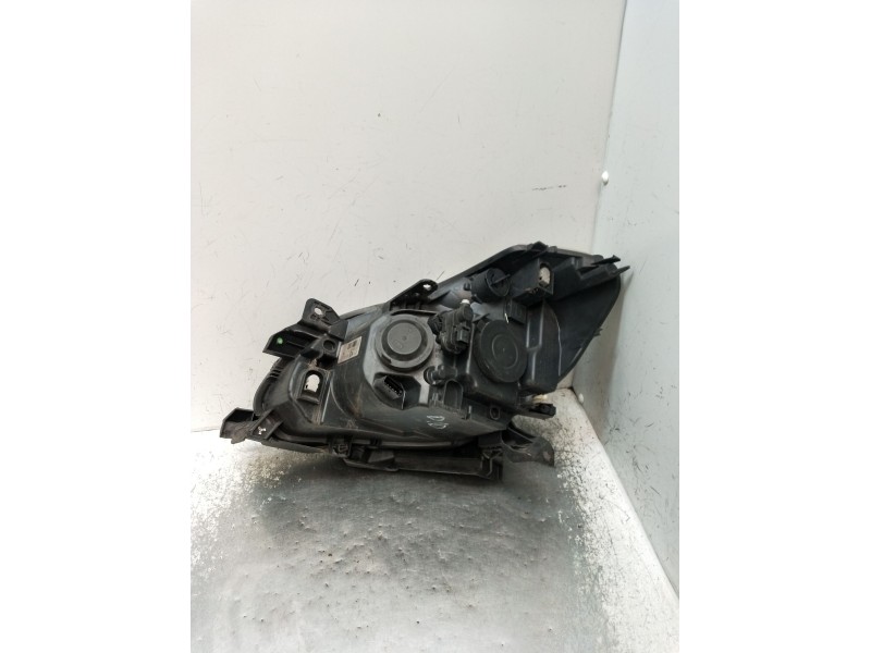 Recambio de faro derecho para renault clio iii (br0/1, cr0/1) 1.2 16v (br02, br0j, br11, cr02, cr0j, cr11) referencia OEM IAM 89