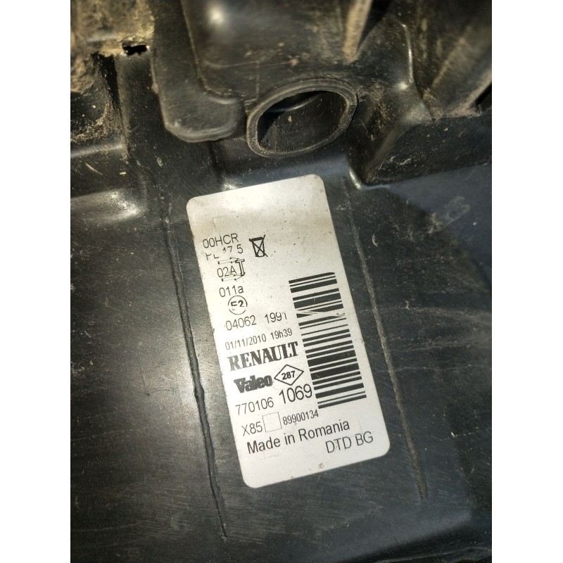 Recambio de faro derecho para renault clio iii (br0/1, cr0/1) 1.2 16v (br02, br0j, br11, cr02, cr0j, cr11) referencia OEM IAM 89