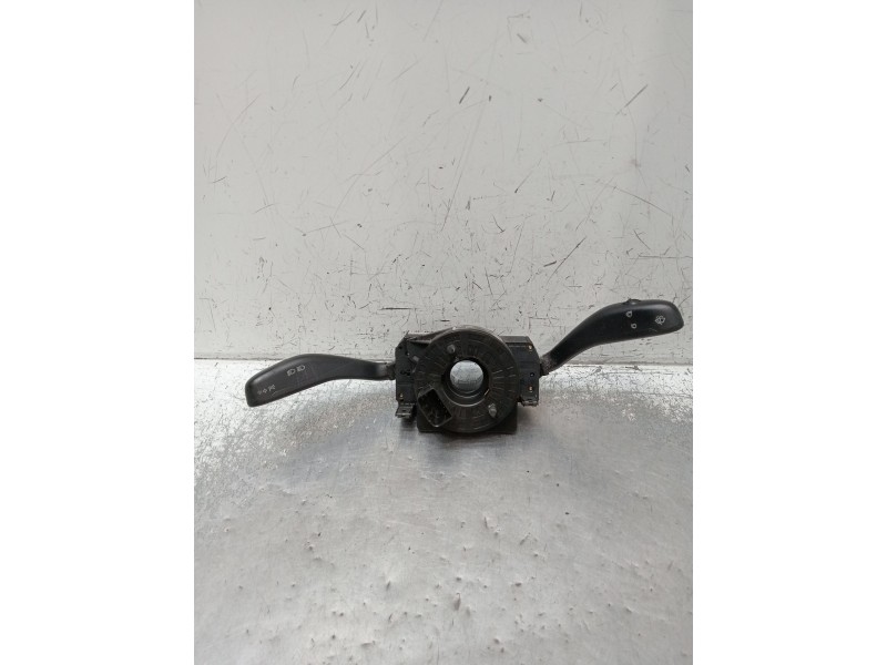 Recambio de mando luces para seat ibiza iii (6l1) 1.4 16v referencia OEM IAM 6Q0953503AD MANDO LIMPIA 2002