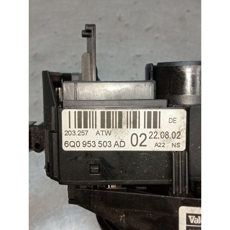 Recambio de mando luces para seat ibiza iii (6l1) 1.4 16v referencia OEM IAM 6Q0953503AD MANDO LIMPIA 2002