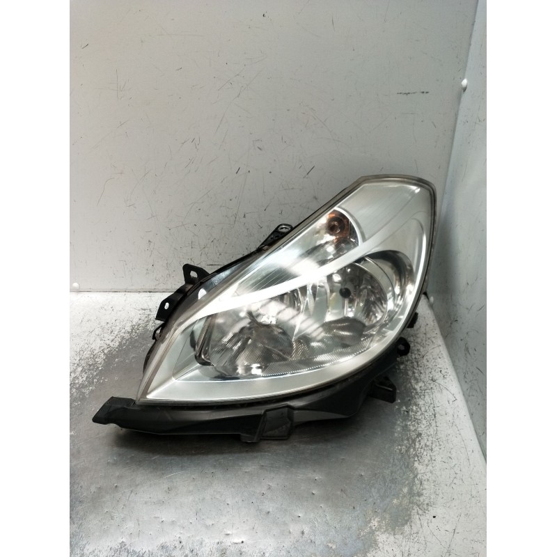 Recambio de faro izquierdo para renault clio iii (br0/1, cr0/1) 1.2 16v (br02, br0j, br11, cr02, cr0j, cr11) referencia OEM IAM 