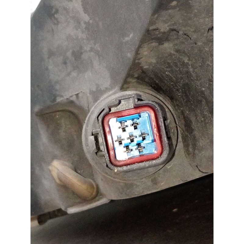 Recambio de faro derecho para ford focus i sedán (dfw) 1.8 turbo di / tddi referencia OEM IAM   