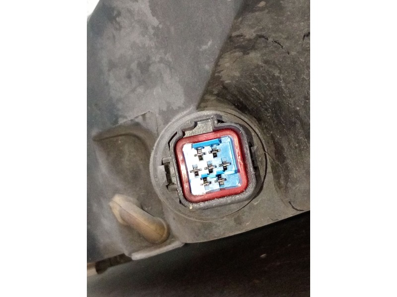 Recambio de faro derecho para ford focus i sedán (dfw) 1.8 turbo di / tddi referencia OEM IAM   
