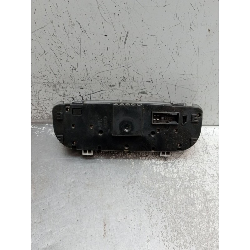 Recambio de mando calefaccion / aire acondicionado para mercedes-benz clase c (w203) c 270 cdi (203.016) referencia OEM IAM 2038