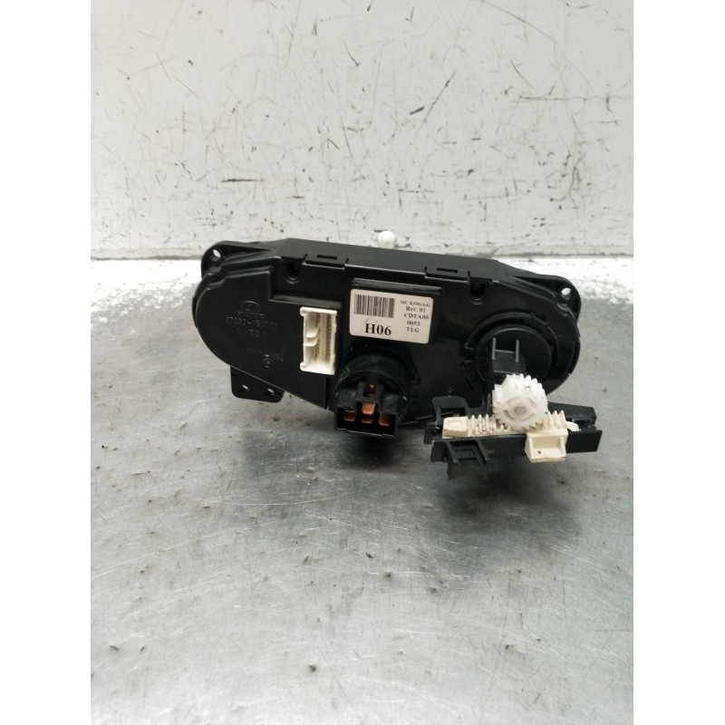 Recambio de mando calefaccion / aire acondicionado para hyundai accent iii (mc) 1.4 gl referencia OEM IAM 972501EXXX  2005