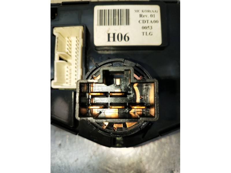 Recambio de mando calefaccion / aire acondicionado para hyundai accent iii (mc) 1.4 gl referencia OEM IAM 972501EXXX  2005
