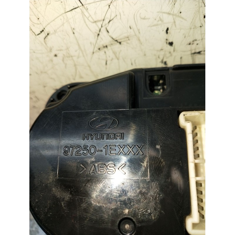 Recambio de mando calefaccion / aire acondicionado para hyundai accent iii (mc) 1.4 gl referencia OEM IAM 972501EXXX  2005