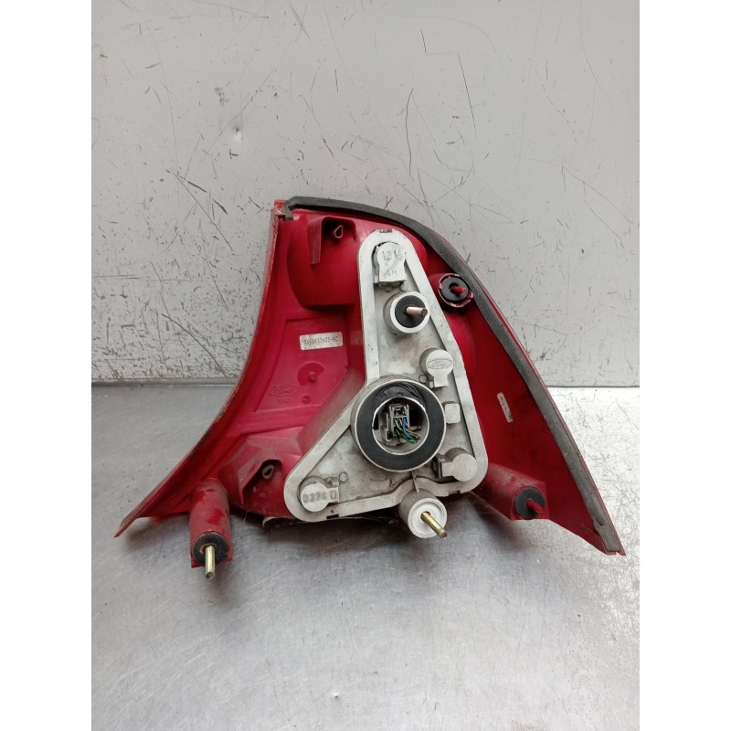 Recambio de piloto trasero izquierdo para ford focus i sedán (dfw) 1.8 turbo di / tddi referencia OEM IAM   