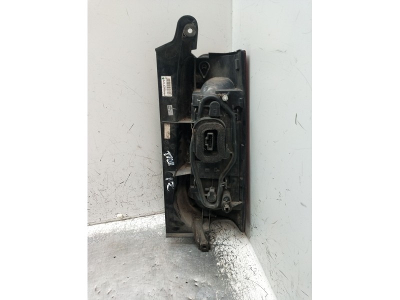 Recambio de piloto trasero izquierdo para peugeot partner furgoneta/monovolumen 1.6 hdi / bluehdi 75 referencia OEM IAM 02835221