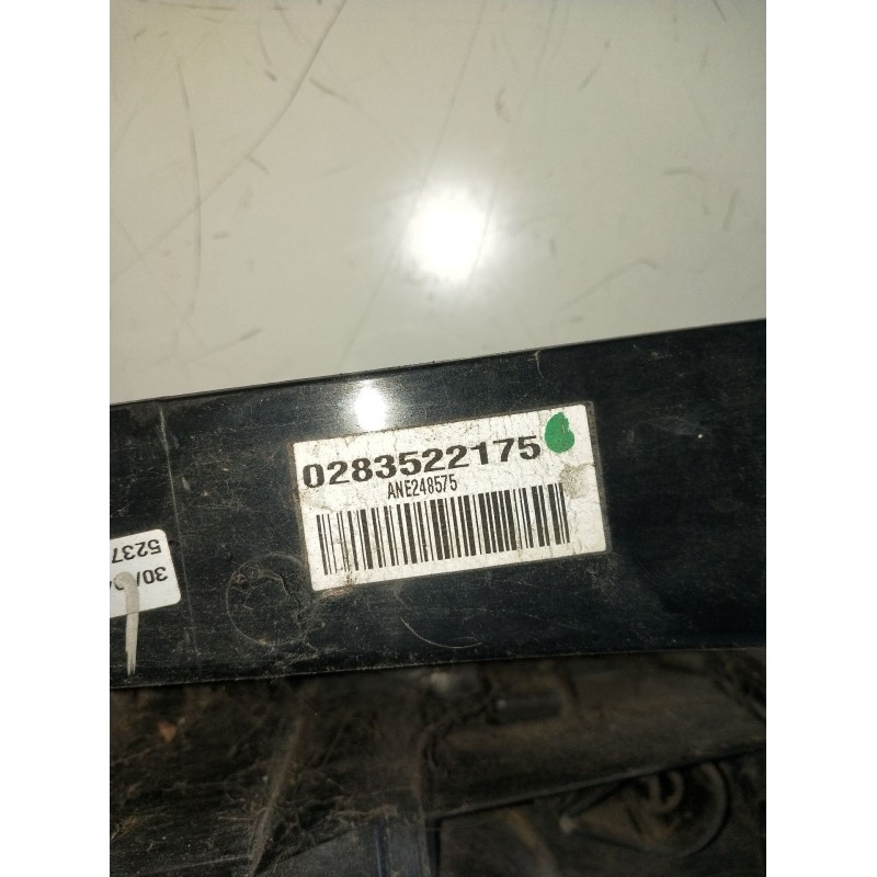 Recambio de piloto trasero izquierdo para peugeot partner furgoneta/monovolumen 1.6 hdi / bluehdi 75 referencia OEM IAM 02835221