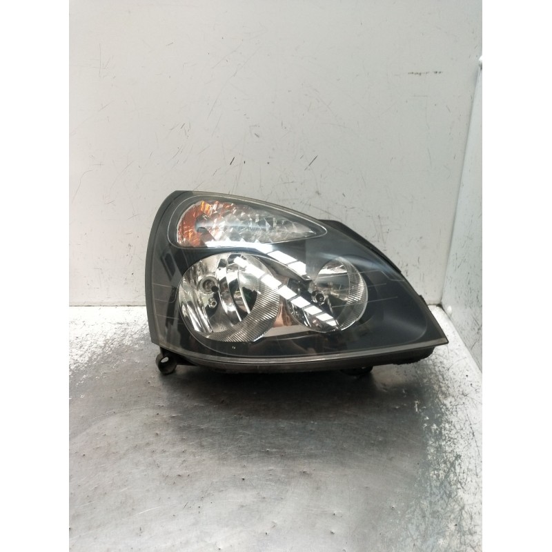 Recambio de faro derecho para renault clio ii (bb_, cb_) 1.5 dci (b/cb08) referencia OEM IAM   
