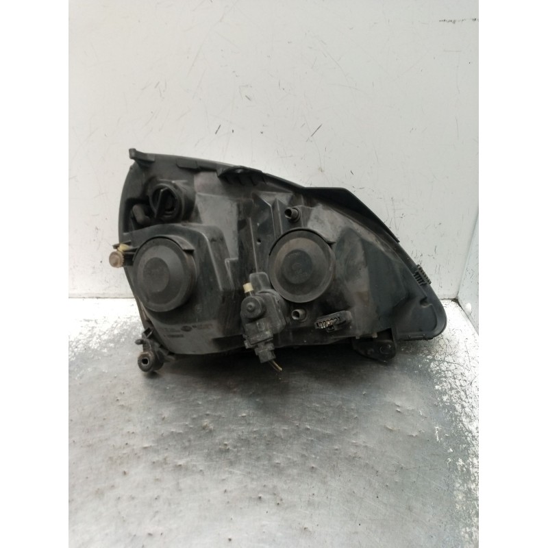 Recambio de faro izquierdo para renault clio ii (bb_, cb_) 1.5 dci (b/cb08) referencia OEM IAM   2001