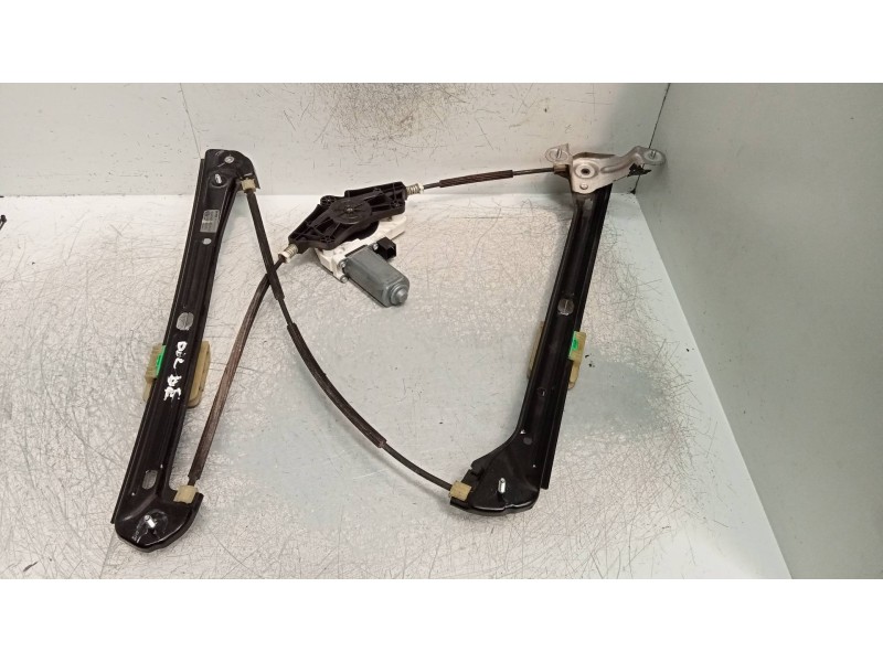 Recambio de elevalunas delantero derecho para volkswagen golf vii lim. advance bluemotion referencia OEM IAM 5G4837462H  