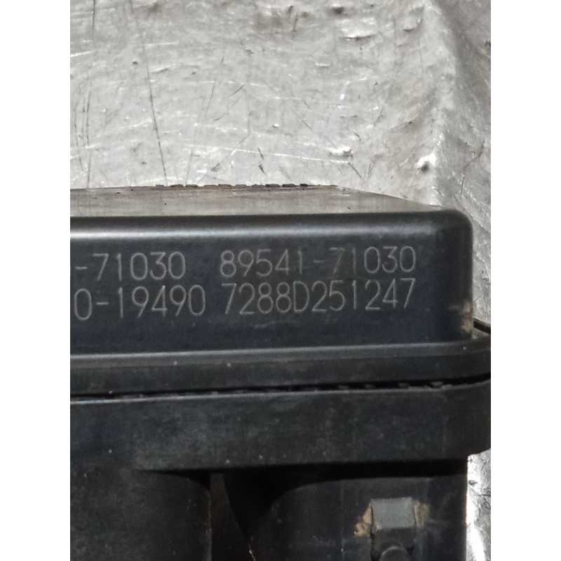 Recambio de abs para toyota hilux vii pick-up (_n1_, _n2_, _n3_) 2.5 d-4d 4wd (kun25_) referencia OEM IAM   