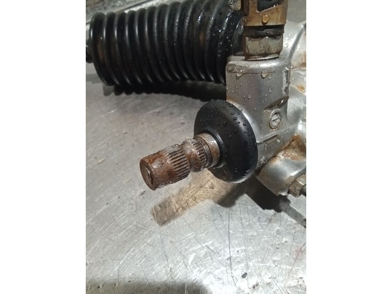 Recambio de cremallera direccion para toyota hilux vii pick-up (_n1_, _n2_, _n3_) 2.5 d-4d 4wd (kun25_) referencia OEM IAM   