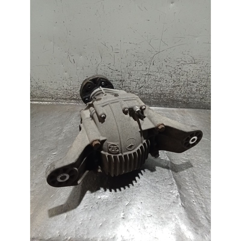 Recambio de diferencial trasero para mercedes-benz clase m (w164) ml 350 4-matic (164.186) referencia OEM IAM 4480310032  