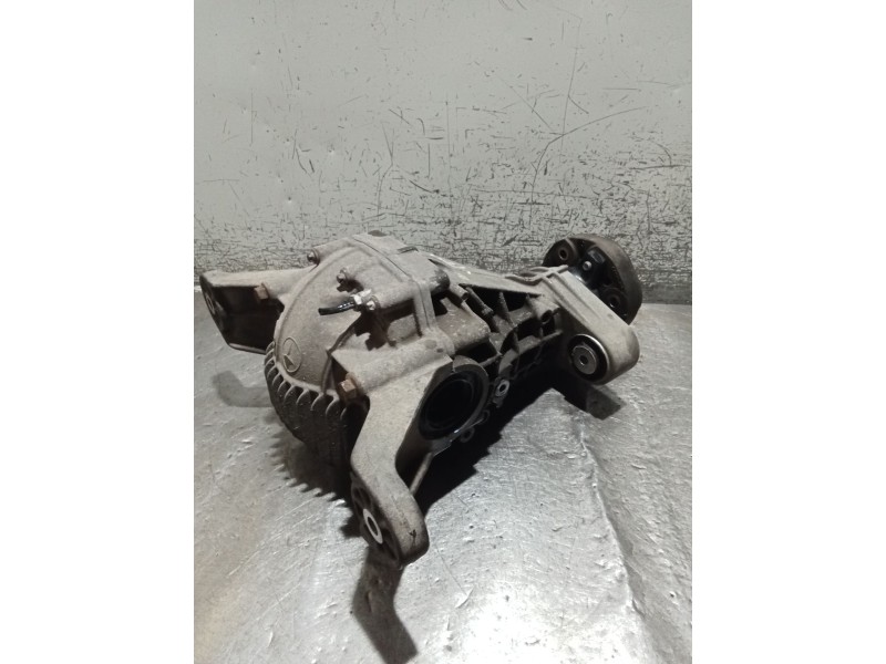 Recambio de diferencial trasero para mercedes-benz clase m (w164) ml 350 4-matic (164.186) referencia OEM IAM 4480310032  