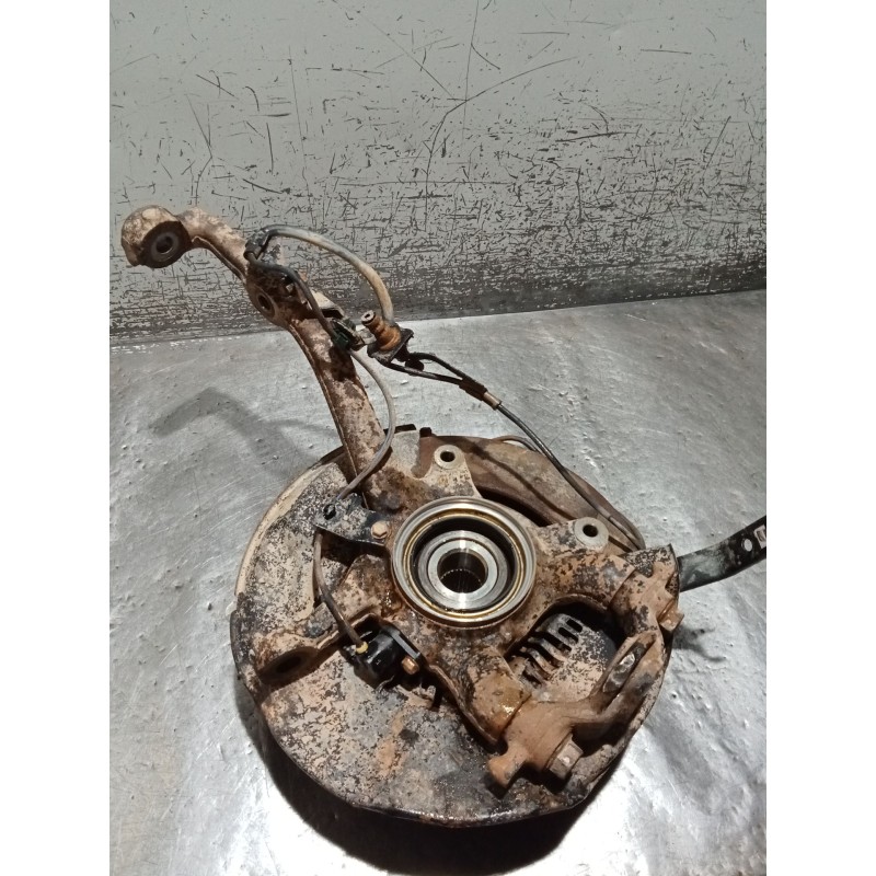 Recambio de mangueta delantera derecha para toyota hilux vii pick-up (_n1_, _n2_, _n3_) 2.5 d-4d 4wd (kun25_) referencia OEM IAM