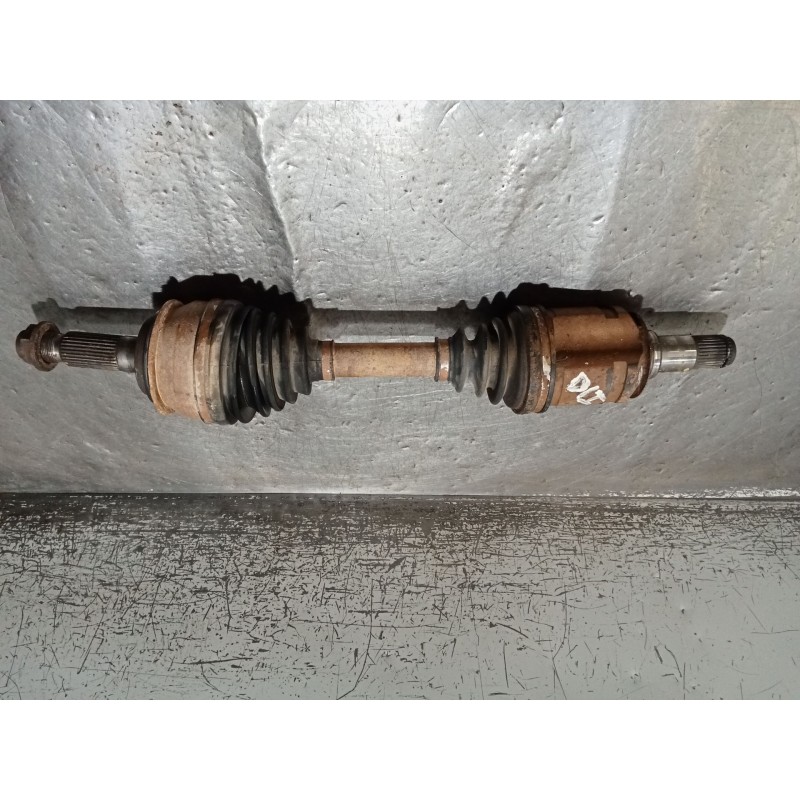 Recambio de transmision delantera izquierda para toyota hilux vii pick-up (_n1_, _n2_, _n3_) 2.5 d-4d 4wd (kun25_) referencia OE