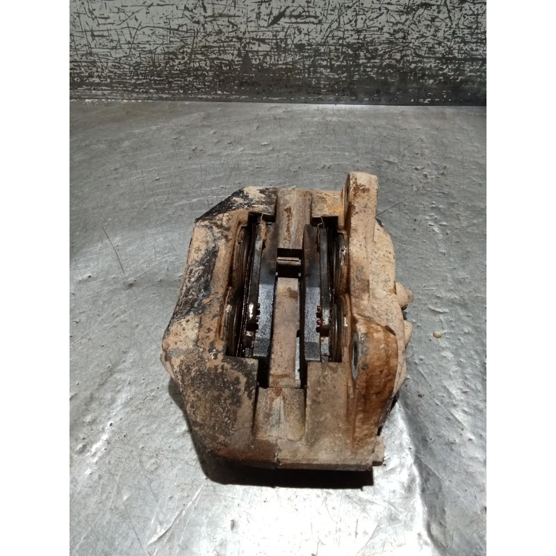 Recambio de pinza freno delantera derecha para toyota hilux vii pick-up (_n1_, _n2_, _n3_) 2.5 d-4d 4wd (kun25_) referencia OEM 