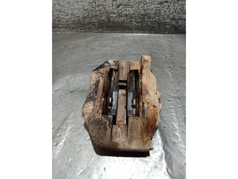 Recambio de pinza freno delantera derecha para toyota hilux vii pick-up (_n1_, _n2_, _n3_) 2.5 d-4d 4wd (kun25_) referencia OEM 