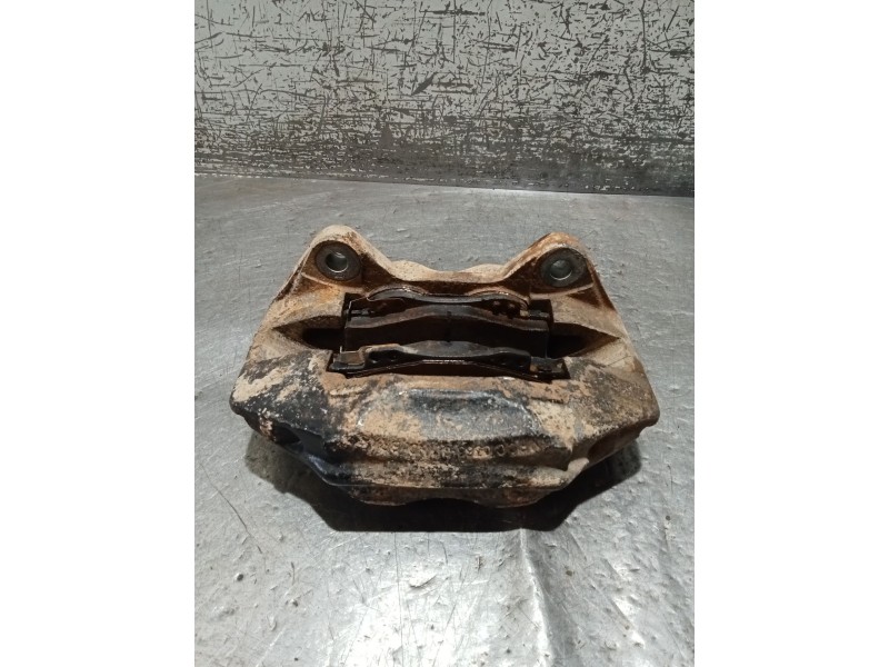 Recambio de pinza freno delantera derecha para toyota hilux vii pick-up (_n1_, _n2_, _n3_) 2.5 d-4d 4wd (kun25_) referencia OEM 