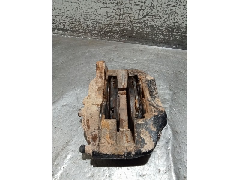 Recambio de pinza freno delantera derecha para toyota hilux vii pick-up (_n1_, _n2_, _n3_) 2.5 d-4d 4wd (kun25_) referencia OEM 