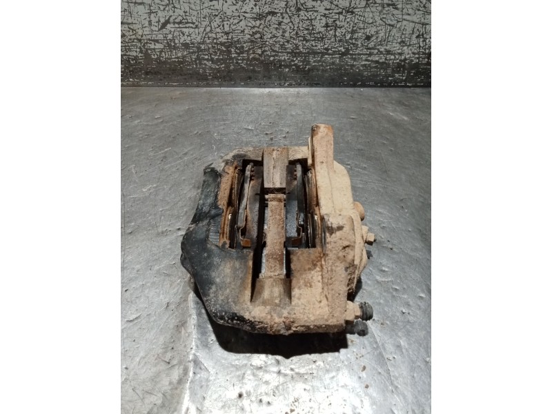 Recambio de pinza freno delantera izquierda para toyota hilux vii pick-up (_n1_, _n2_, _n3_) 2.5 d-4d 4wd (kun25_) referencia OE