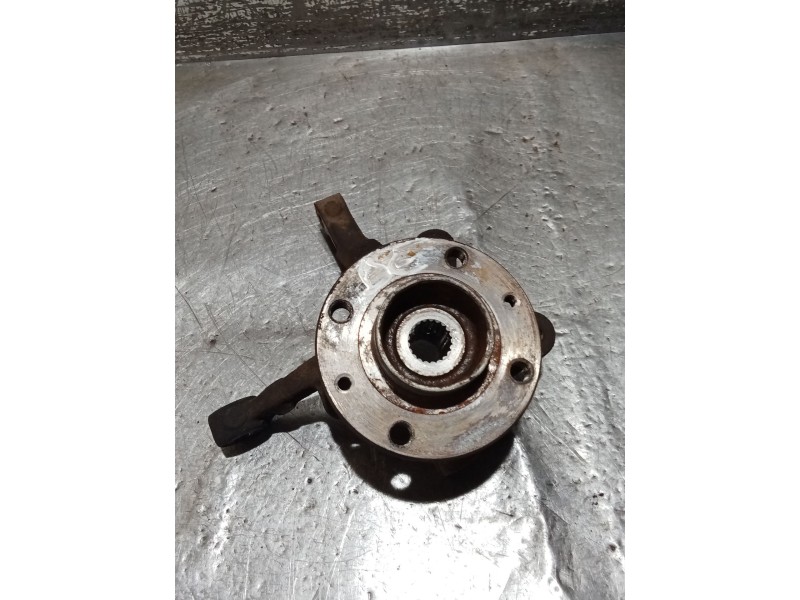 Recambio de mangueta delantera derecha para renault clio i (b/c57_, 5/357_) 1.9 d (b/c/s576, b/c/s57l) referencia OEM IAM   