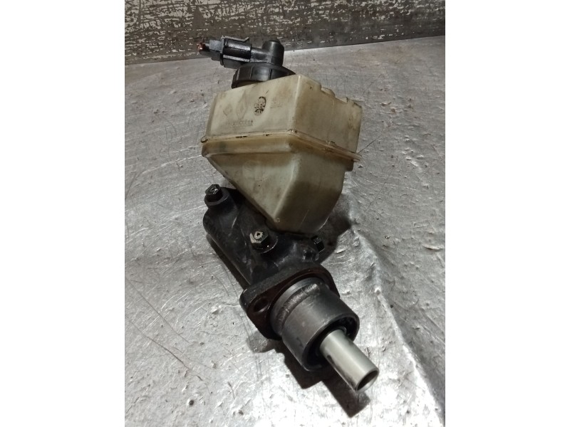 Recambio de bomba freno para renault clio i (b/c57_, 5/357_) 1.9 d (b/c/s576, b/c/s57l) referencia OEM IAM   