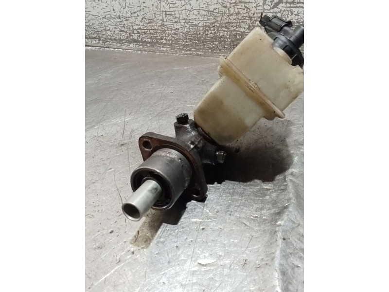 Recambio de bomba freno para renault clio i (b/c57_, 5/357_) 1.9 d (b/c/s576, b/c/s57l) referencia OEM IAM   