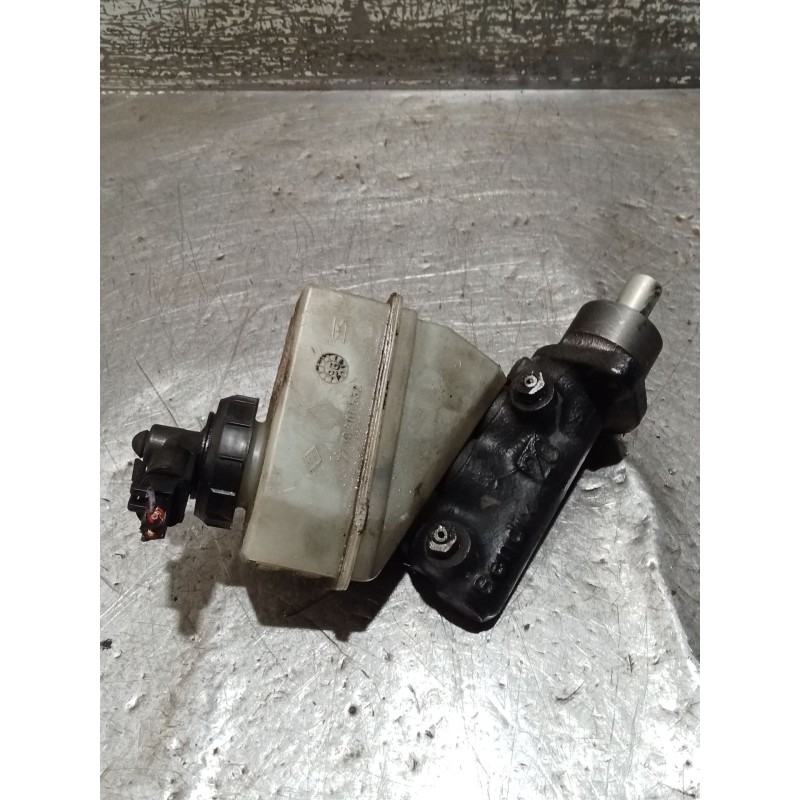 Recambio de bomba freno para renault clio i (b/c57_, 5/357_) 1.9 d (b/c/s576, b/c/s57l) referencia OEM IAM   