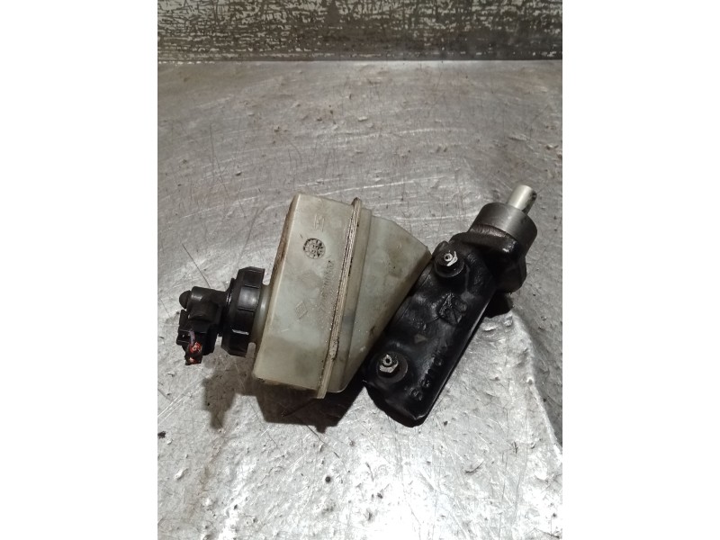 Recambio de bomba freno para renault clio i (b/c57_, 5/357_) 1.9 d (b/c/s576, b/c/s57l) referencia OEM IAM   