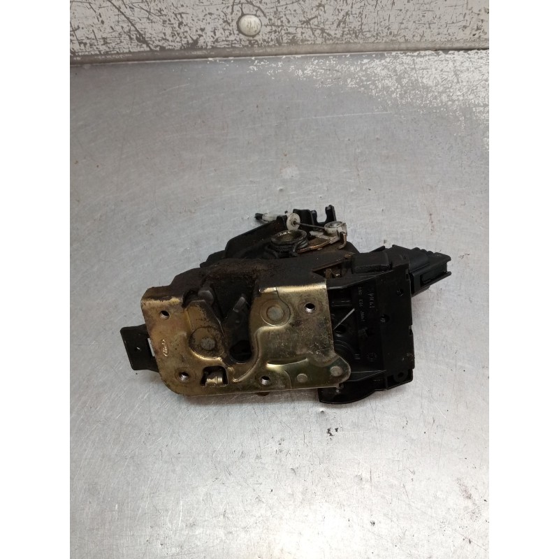 Recambio de motor cierre centralizado delantero izquierdo para ford focus i sedán (dfw) 1.8 turbo di / tddi referencia OEM IAM  