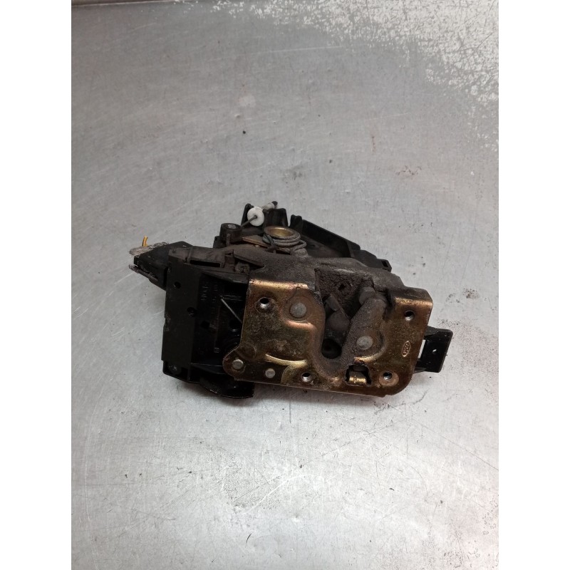 Recambio de motor cierre centralizado trasero derecho para ford focus i sedán (dfw) 1.8 turbo di / tddi referencia OEM IAM   