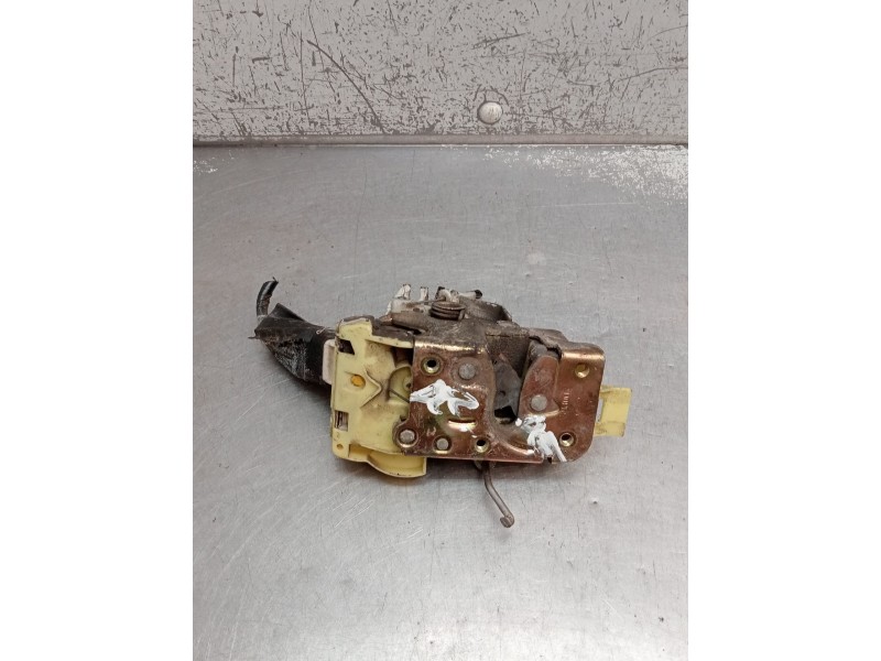 Recambio de motor cierre centralizado delantero derecho para ford focus i sedán (dfw) 1.8 turbo di / tddi referencia OEM IAM   