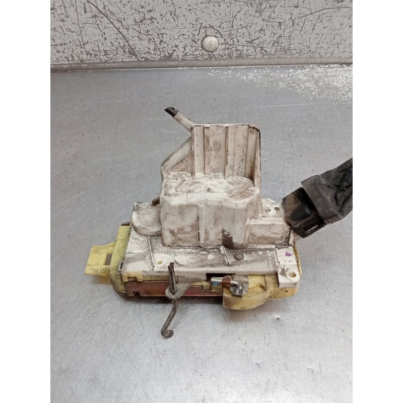 Recambio de motor cierre centralizado delantero derecho para ford focus i sedán (dfw) 1.8 turbo di / tddi referencia OEM IAM   