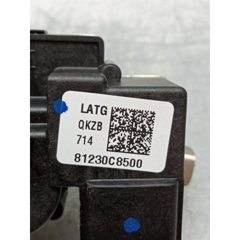 Recambio de motor cierre centralizado porton para hyundai i20 iii (bc3, bi3) 1.0 t-gdi referencia OEM IAM 81230C8500 5P 2020