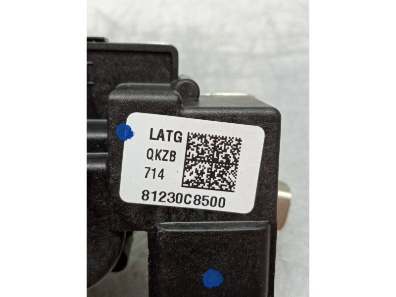Recambio de motor cierre centralizado porton para hyundai i20 iii (bc3, bi3) 1.0 t-gdi referencia OEM IAM 81230C8500 5P 2020
